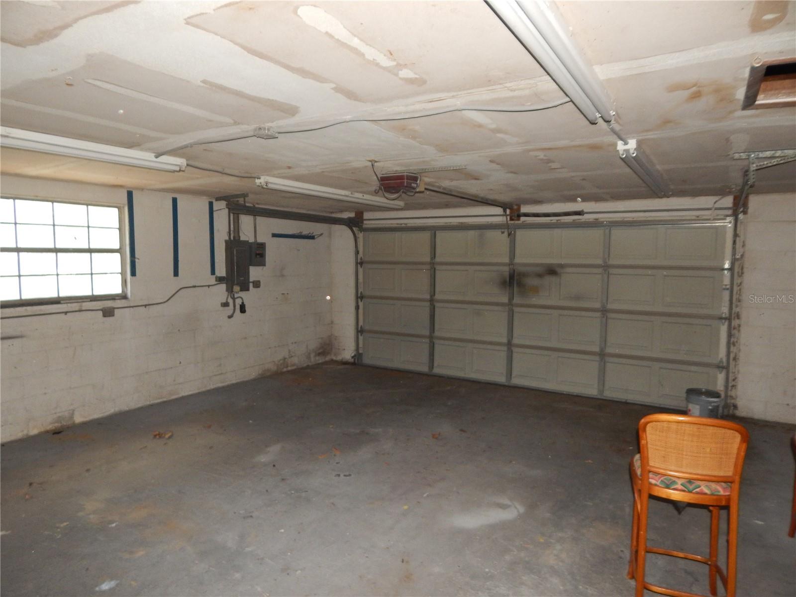 Listing photo id 21 for 12147 Scott Drive