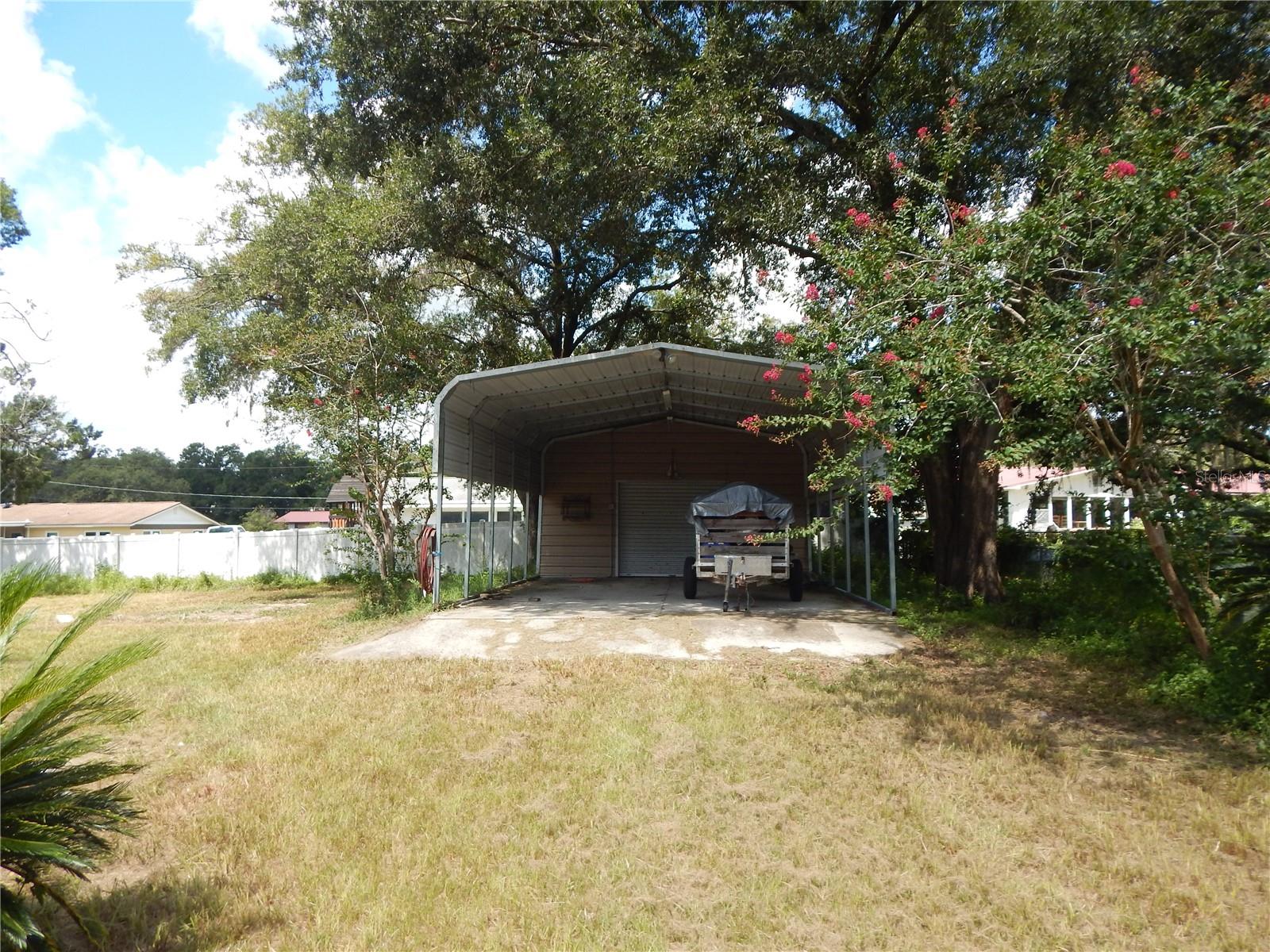 Listing photo id 22 for 12147 Scott Drive
