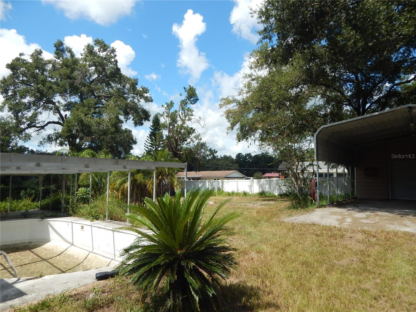Listing photo id 23 for 12147 Scott Drive