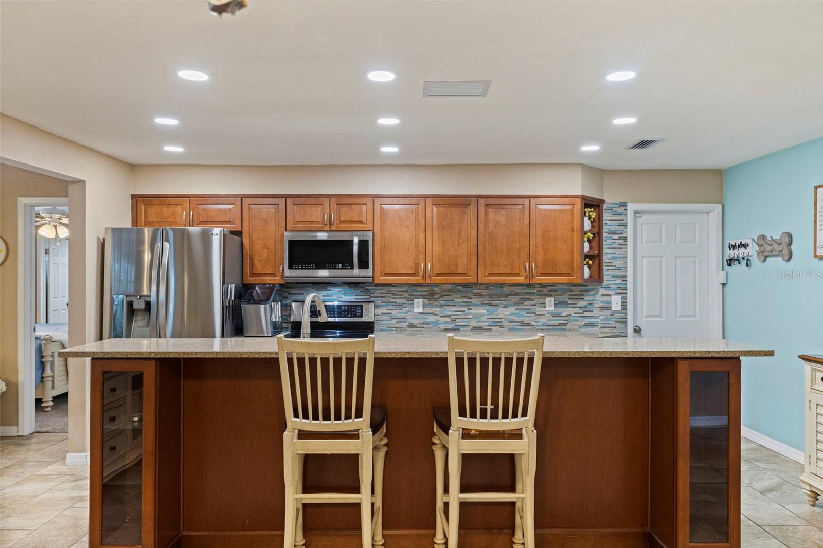 Image 10 of 38 For 865 48th Avenue N