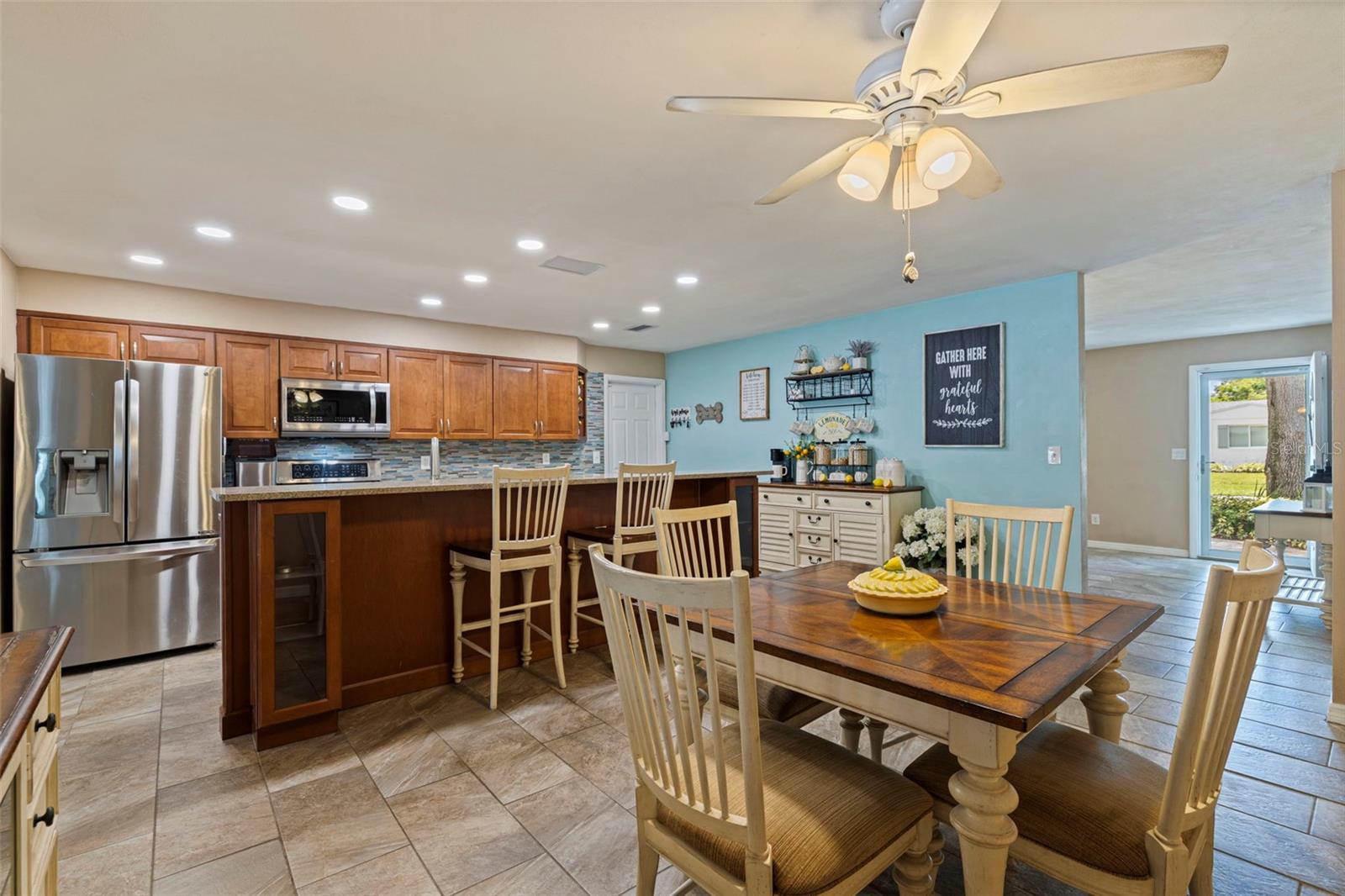 Image 14 of 38 For 865 48th Avenue N