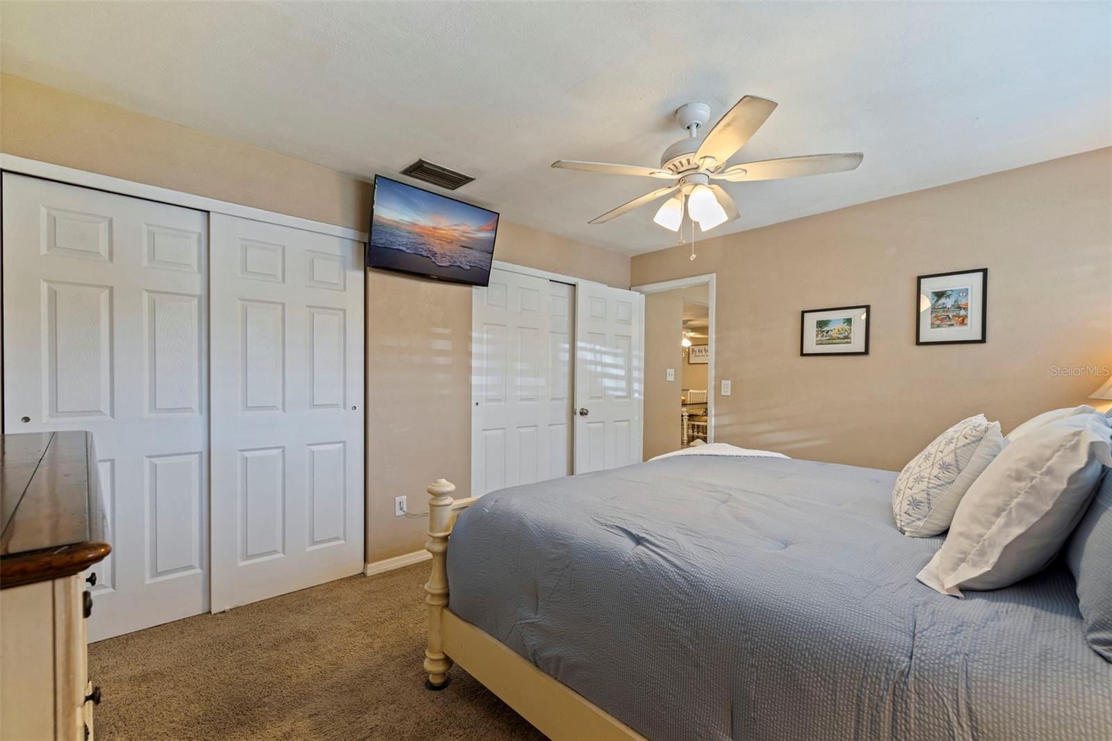 Image 22 of 38 For 865 48th Avenue N