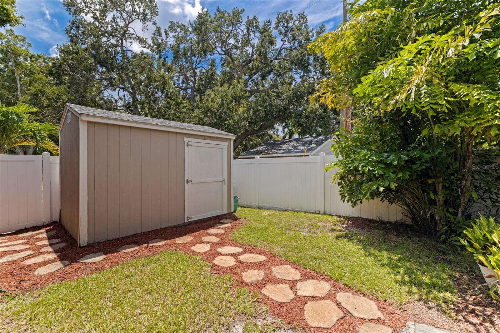 Image 37 of 38 For 865 48th Avenue N