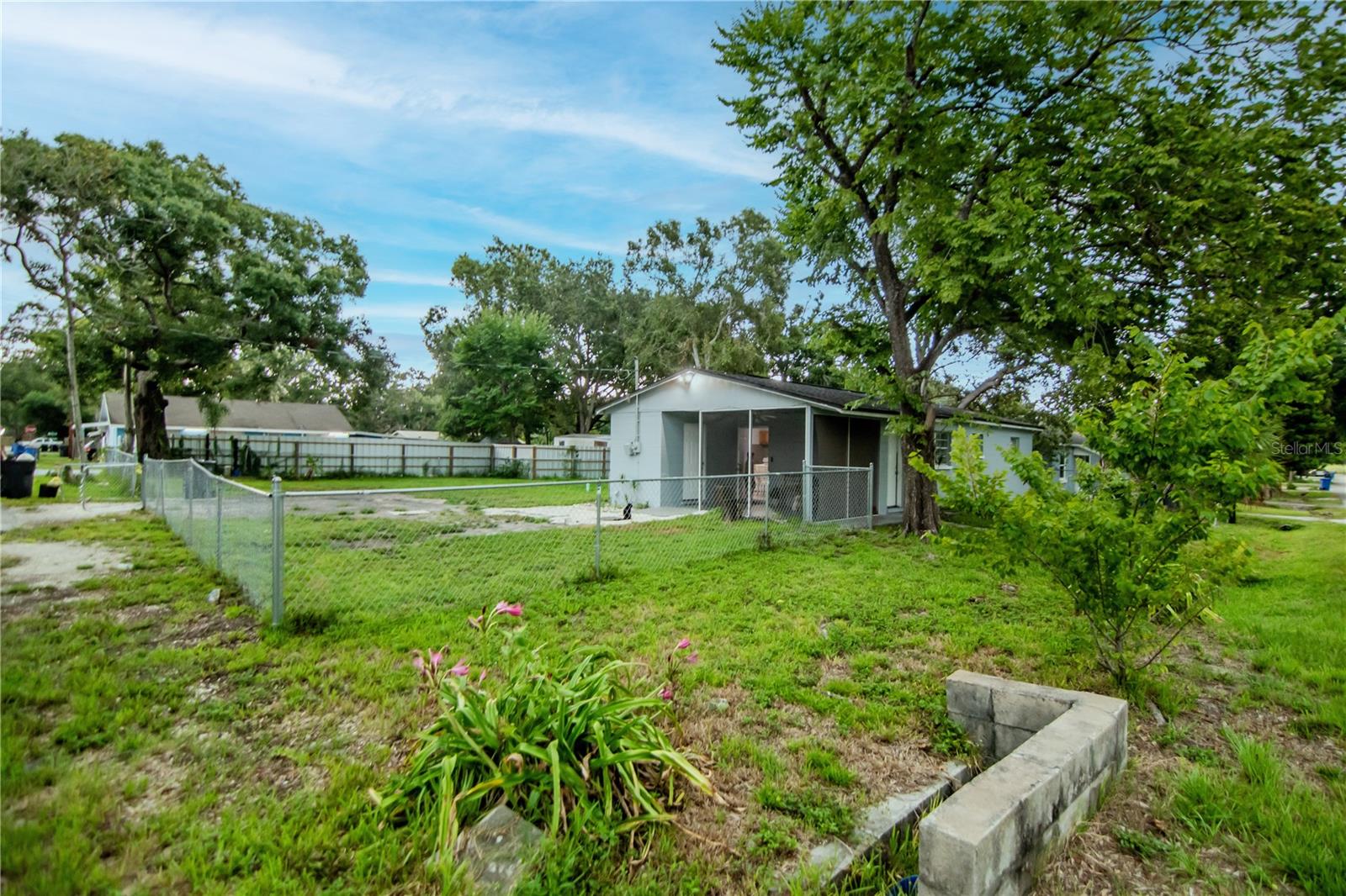 Image 30 of 50 For 7702 New York Drive