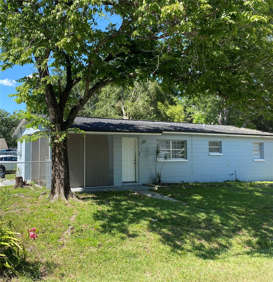 Image 31 of 50 For 7702 New York Drive