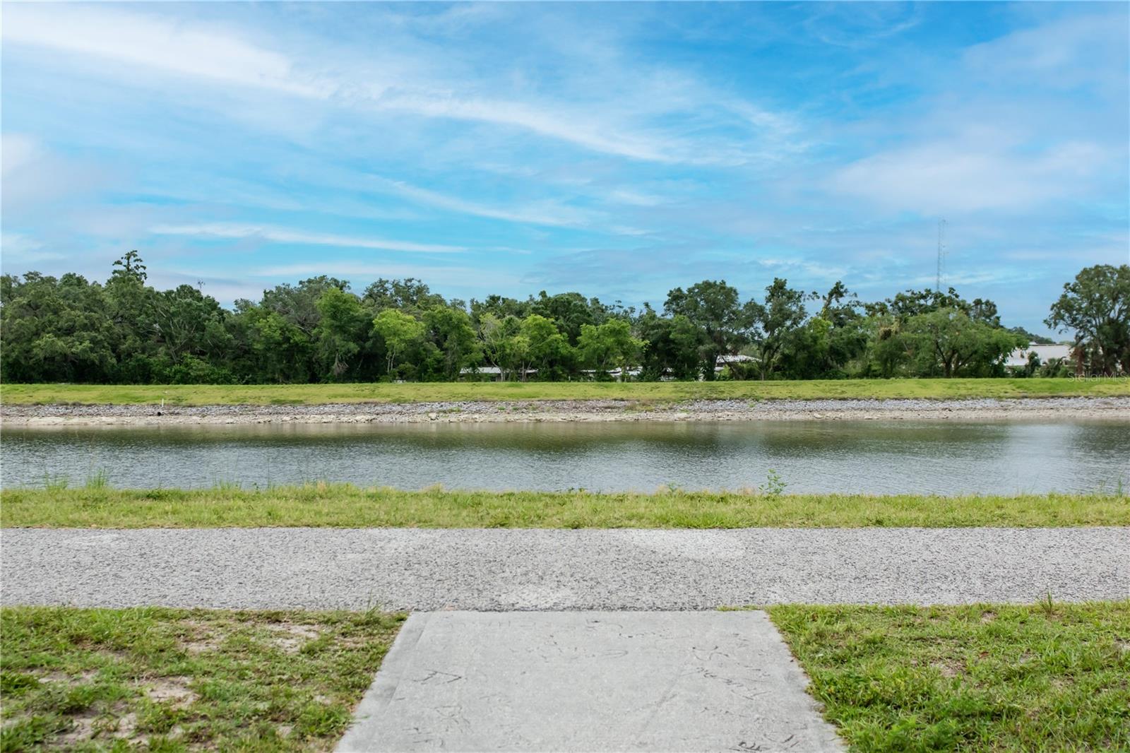 Image 42 of 50 For 7702 New York Drive