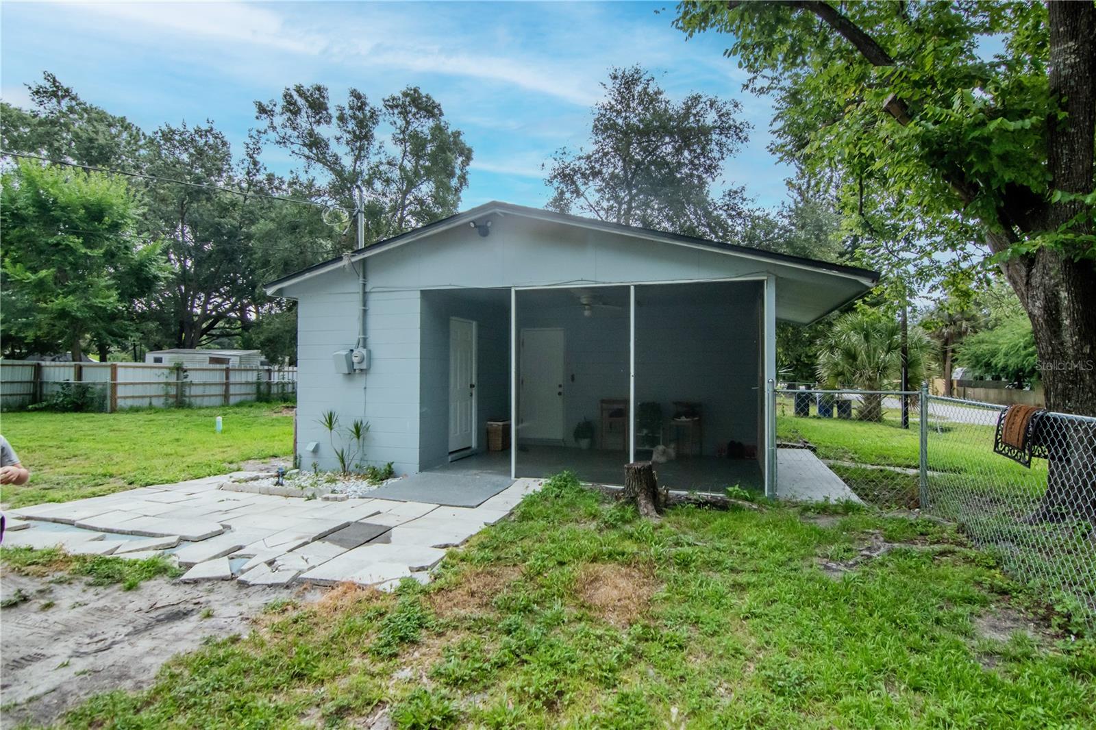 Image 9 of 50 For 7702 New York Drive