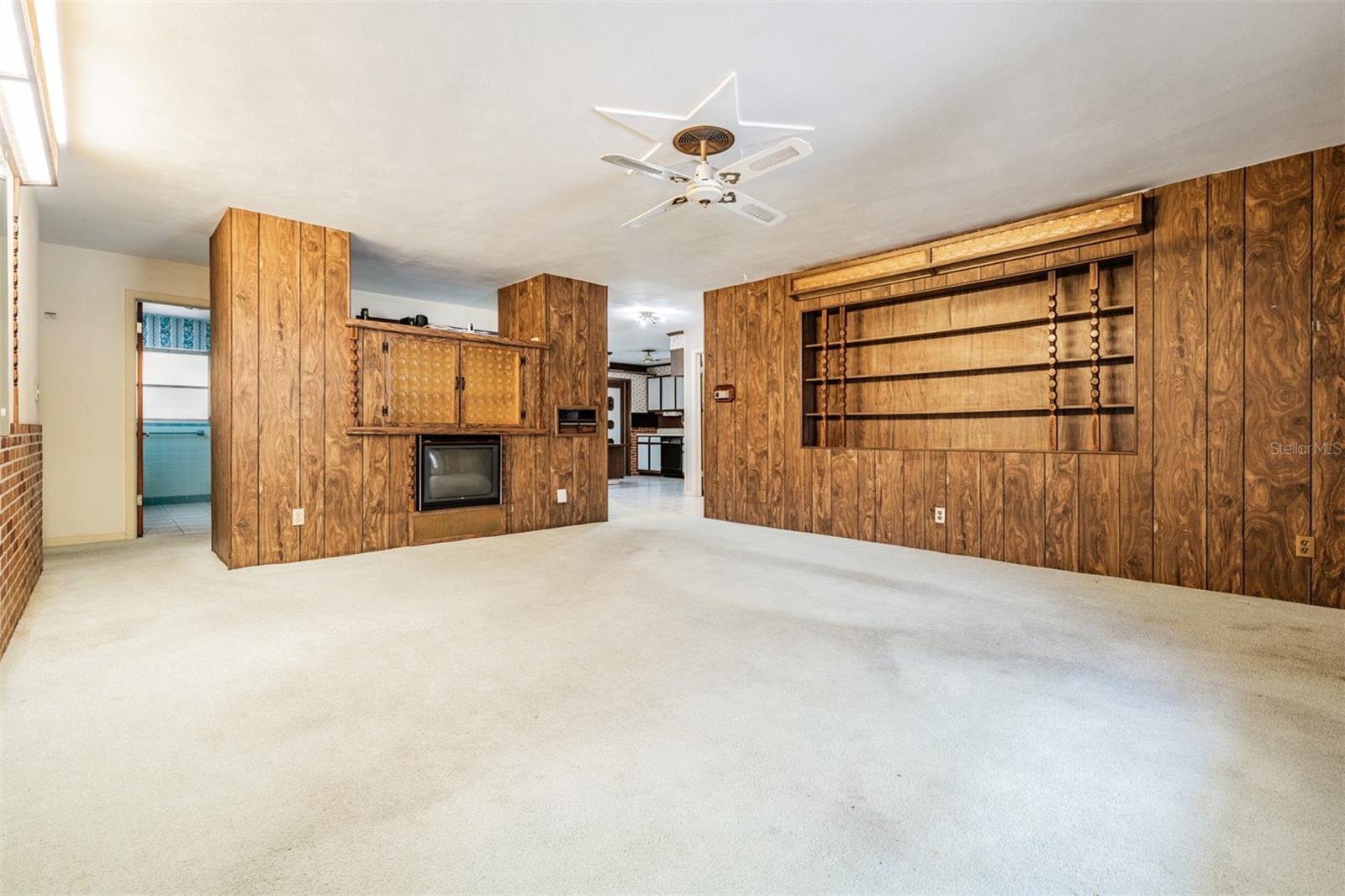 Image 4 of 38 For 1620 Braund Avenue
