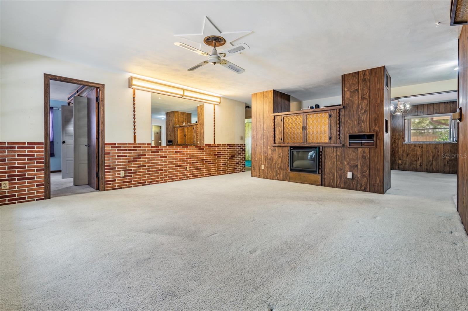 Image 5 of 38 For 1620 Braund Avenue