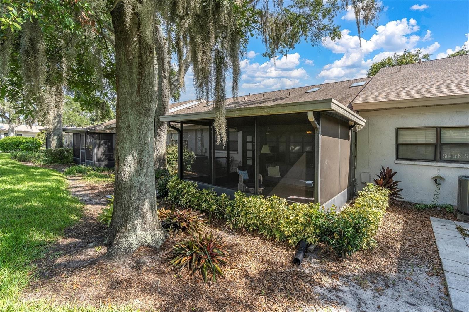 Image 26 of 32 For 9312 Golf View Drive 3