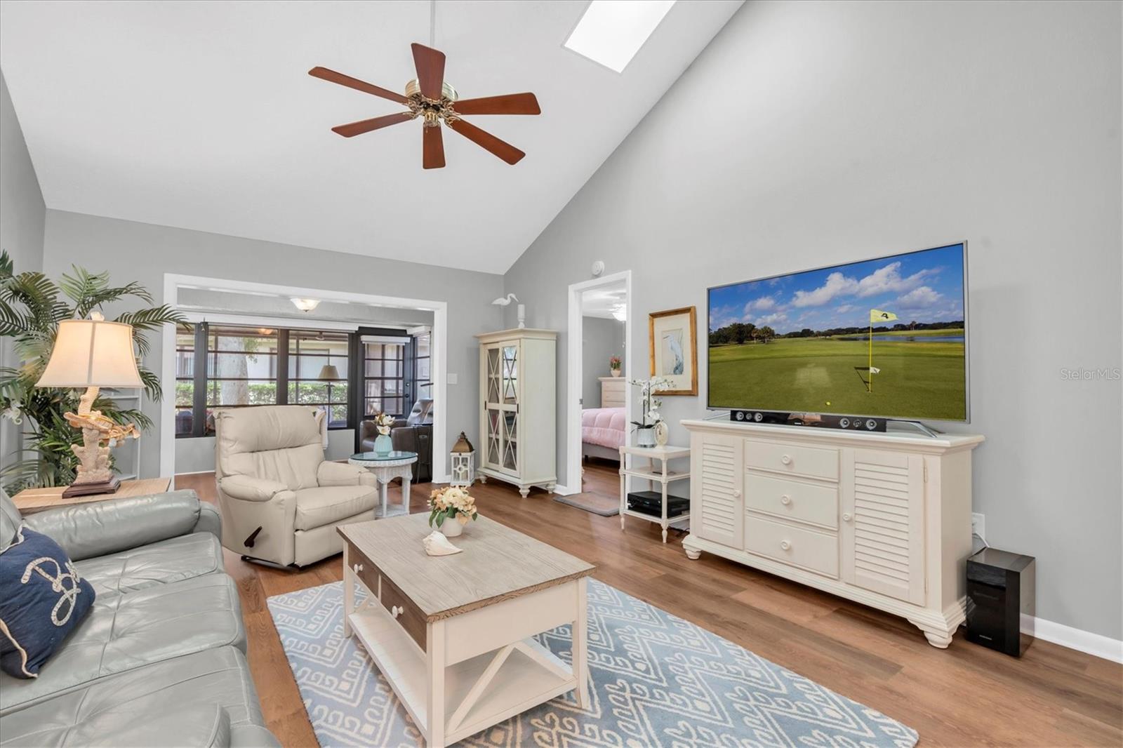 Image 4 of 32 For 9312 Golf View Drive 3