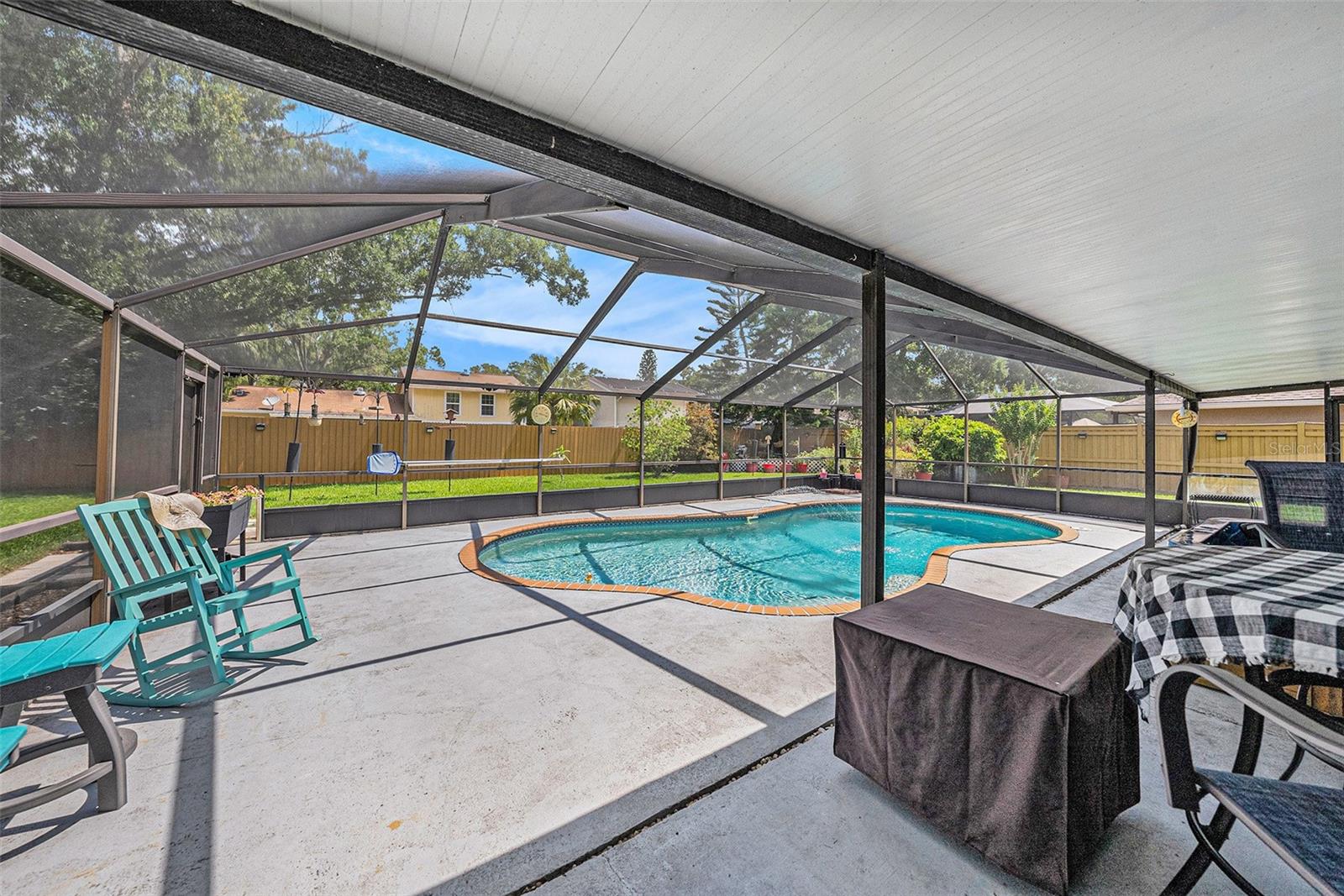 Image 20 of 26 For 15146 Springview Street