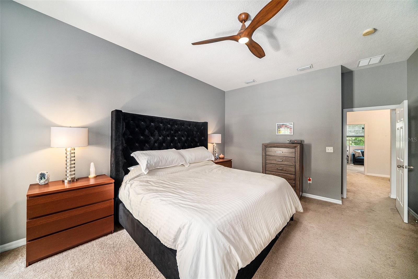 Image 10 of 26 For 7533 Tamarind Avenue