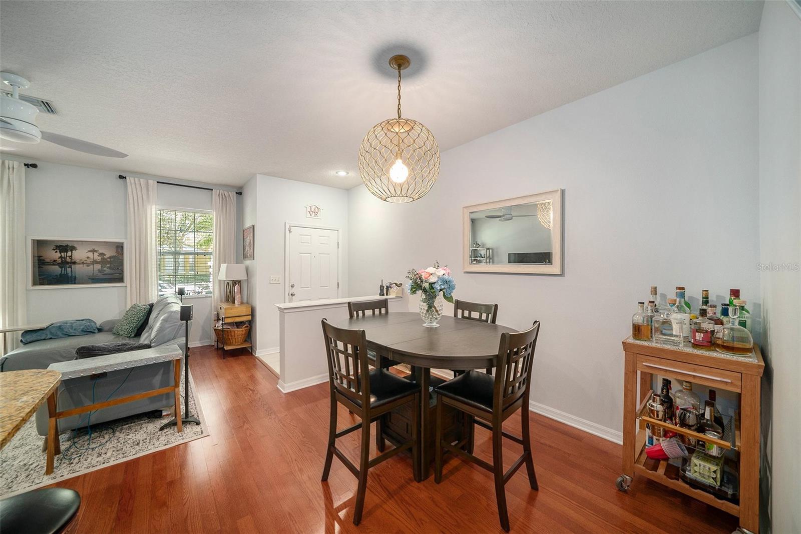 Image 8 of 26 For 7533 Tamarind Avenue