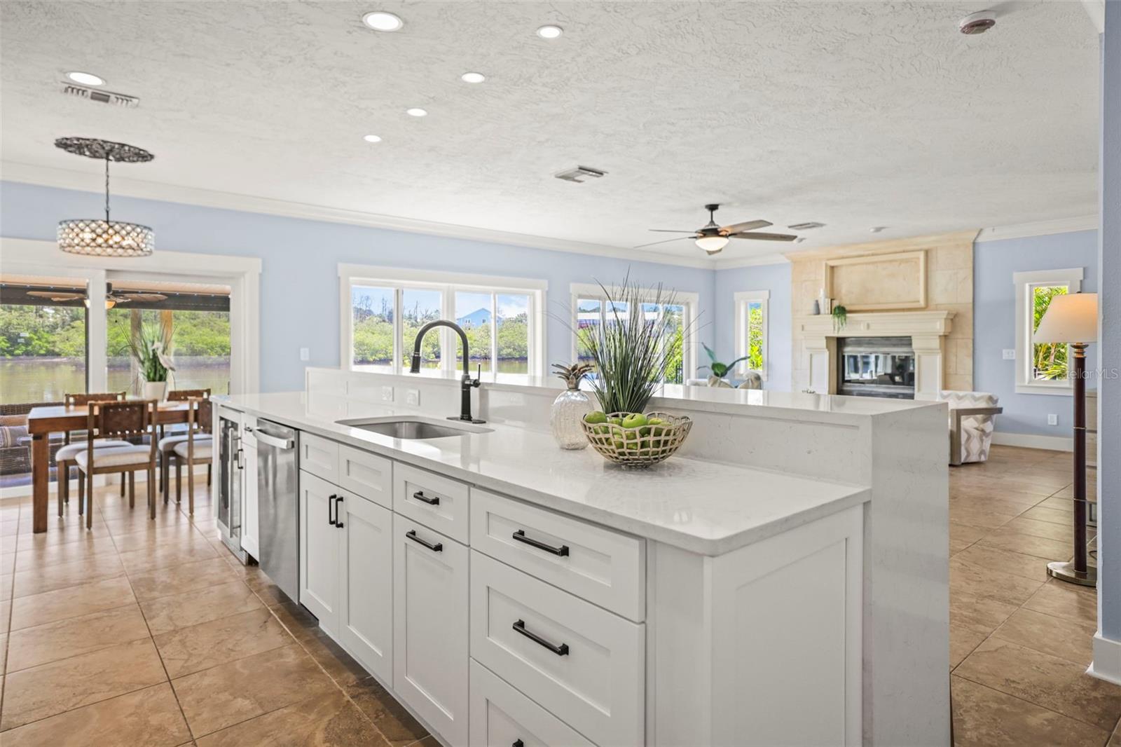 Image 11 of 67 For 412 Orchid Lane