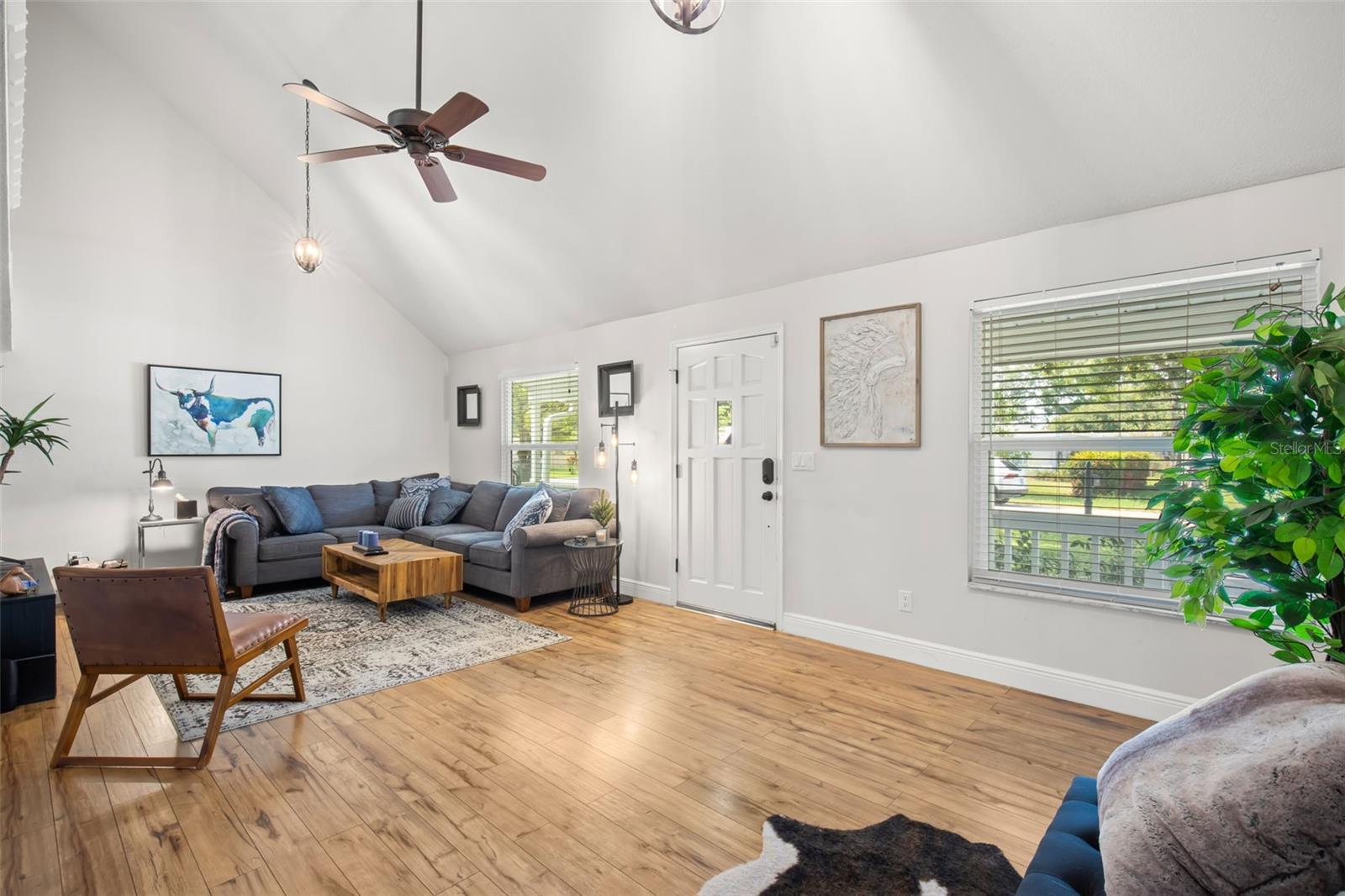 Image 4 of 27 For 4607 Mcelroy Avenue
