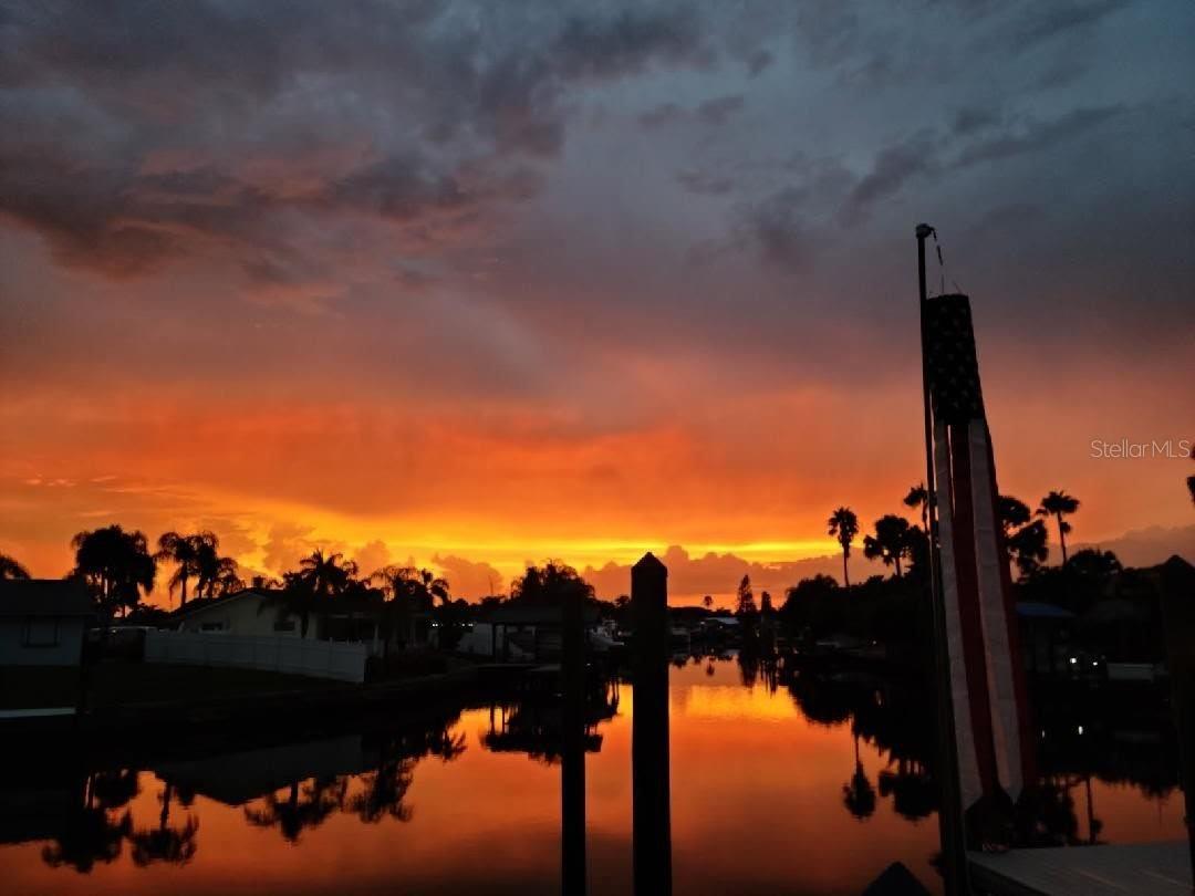 Listing photo id 38 for 6516 Bimini Court