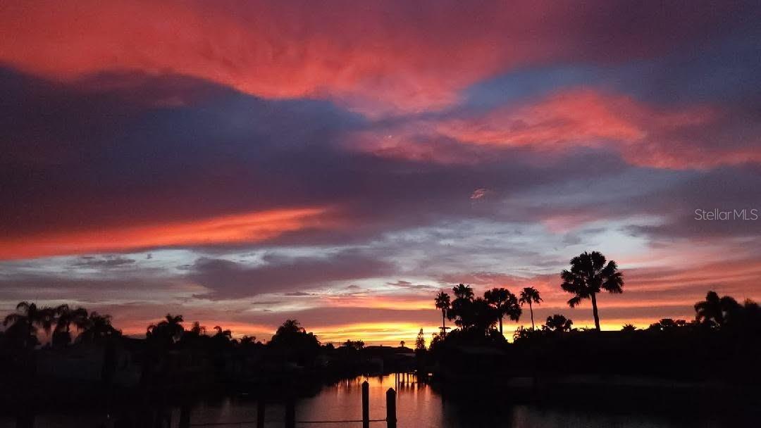 Listing photo id 39 for 6516 Bimini Court