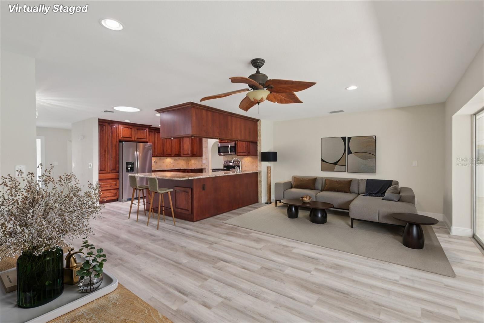 Image 7 of 39 For 6516 Bimini Court