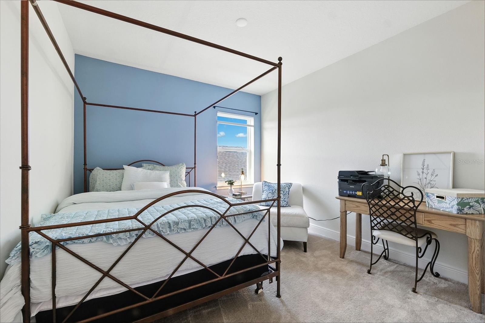Listing photo id 27 for 3825 Lajuana Boulevard
