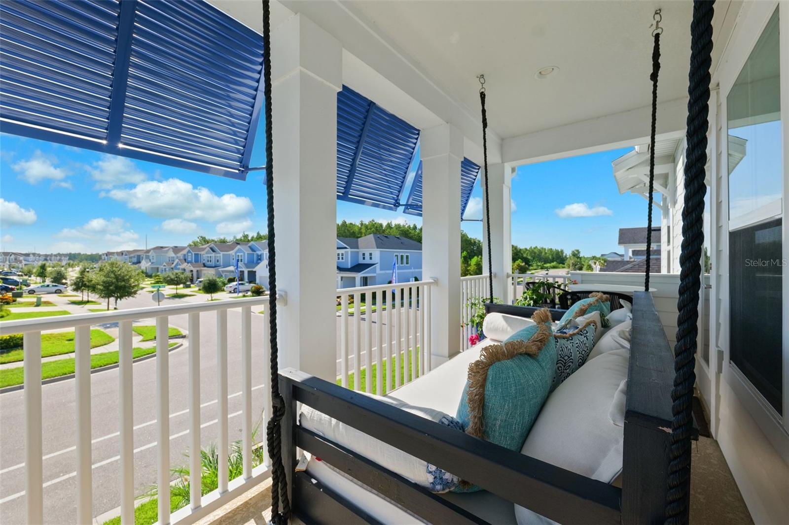 Listing photo id 33 for 3825 Lajuana Boulevard