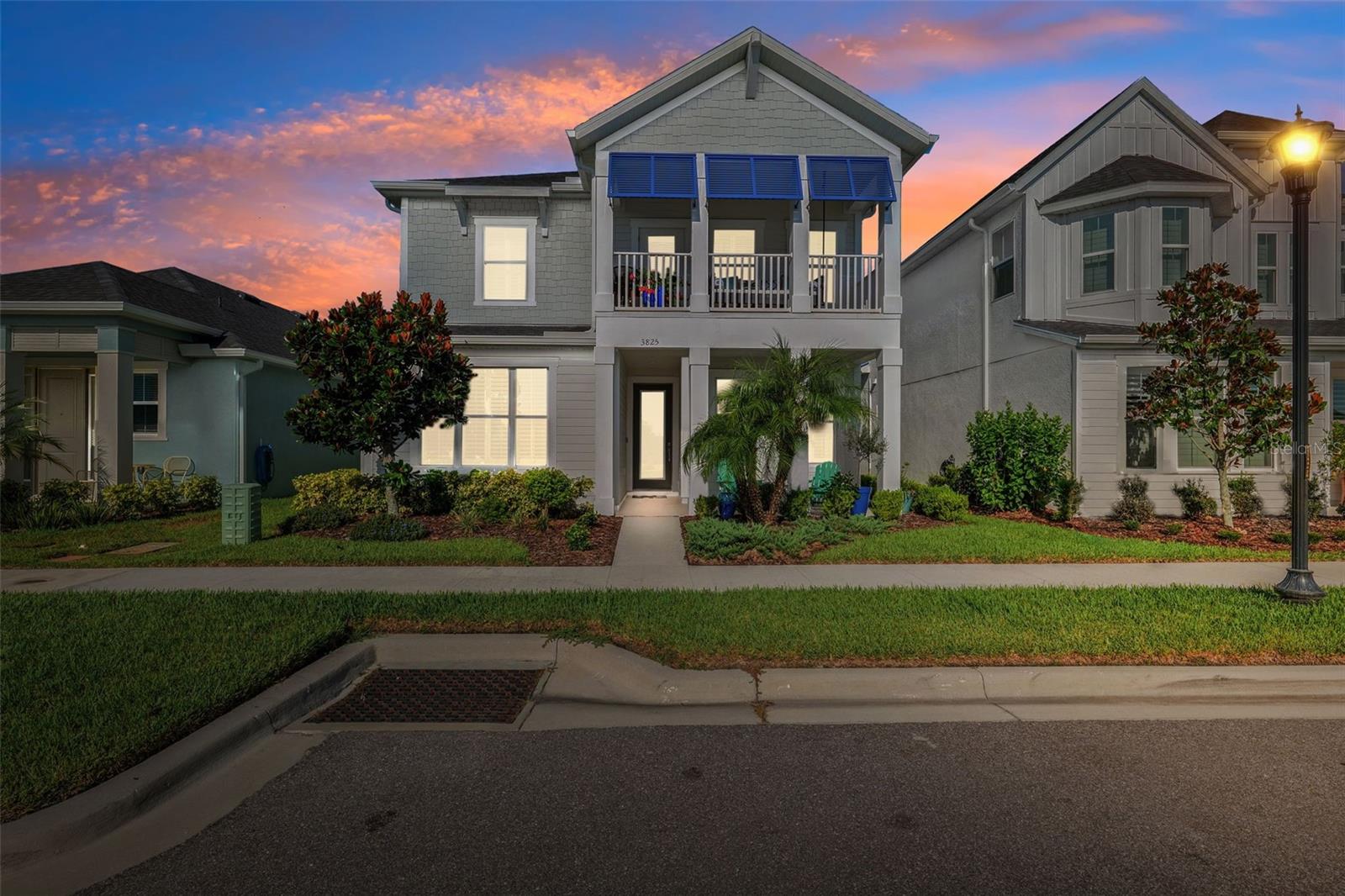 Listing photo id 2 for 3825 Lajuana Boulevard