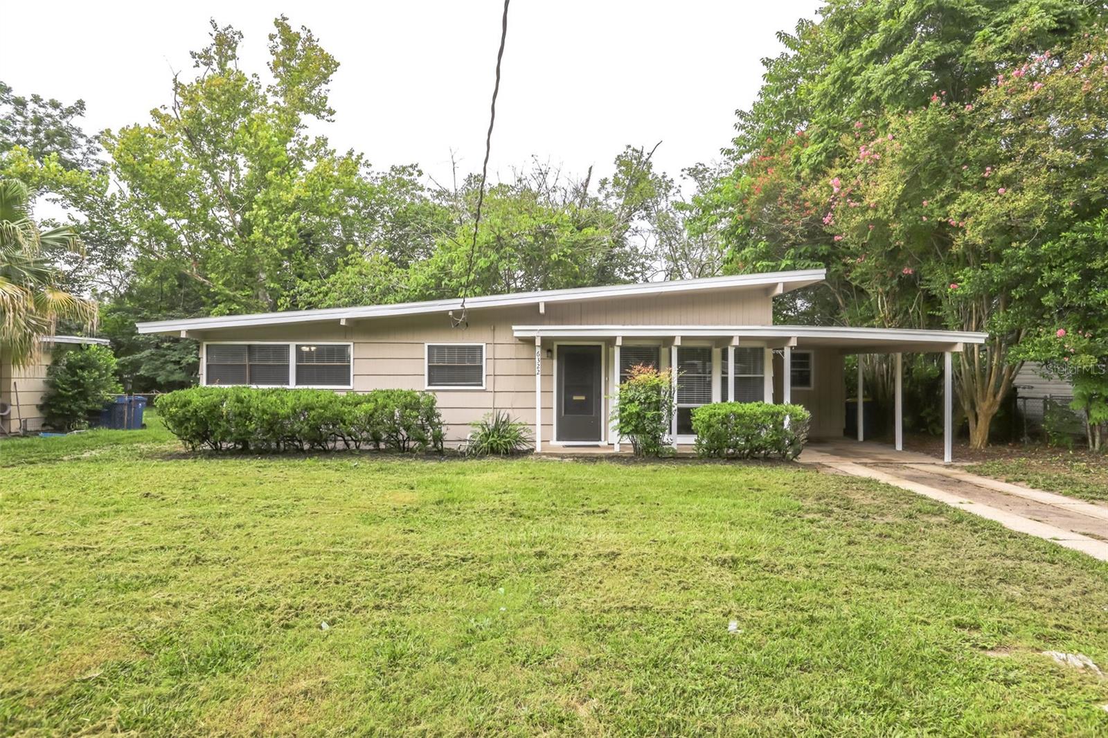 Image 3 of 30 For 6322 Sprinkle Drive N