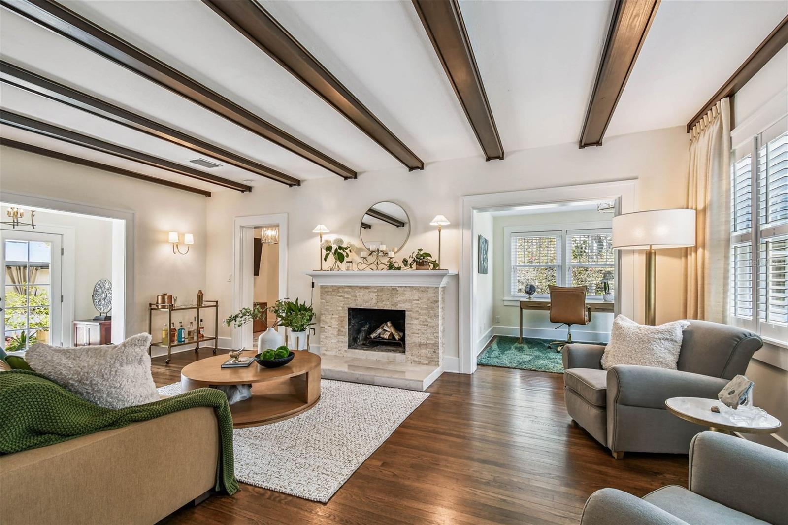 Image 20 of 69 For 455 18th Avenue Ne