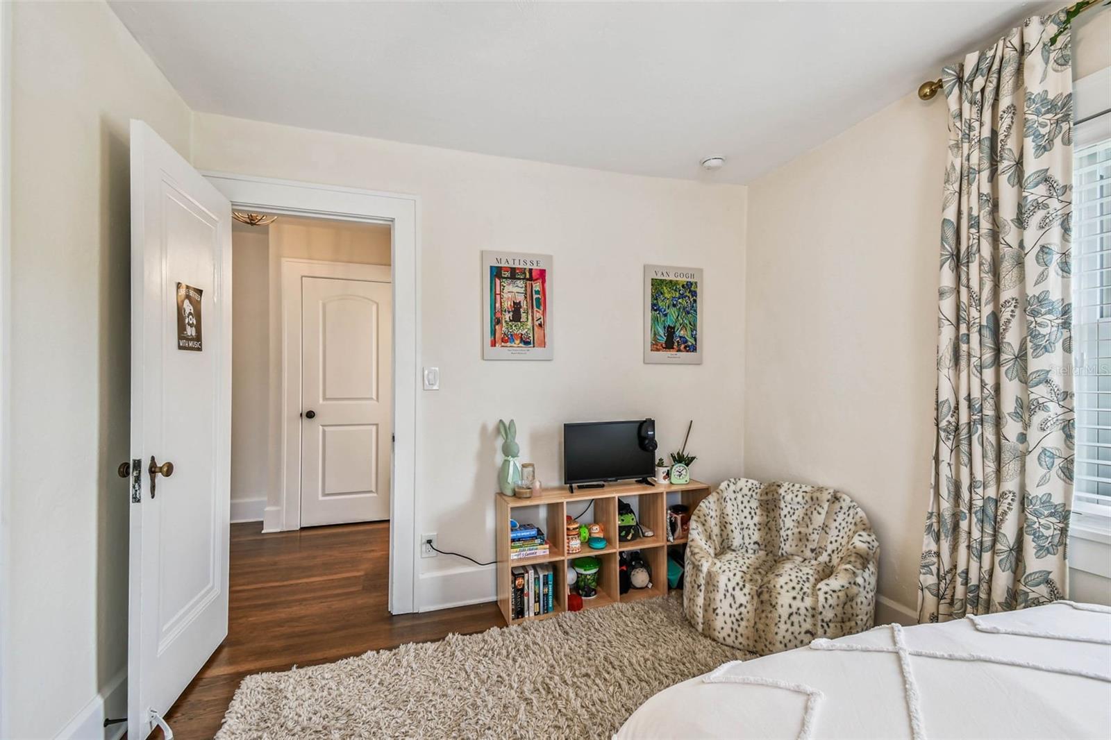Image 50 of 69 For 455 18th Avenue Ne