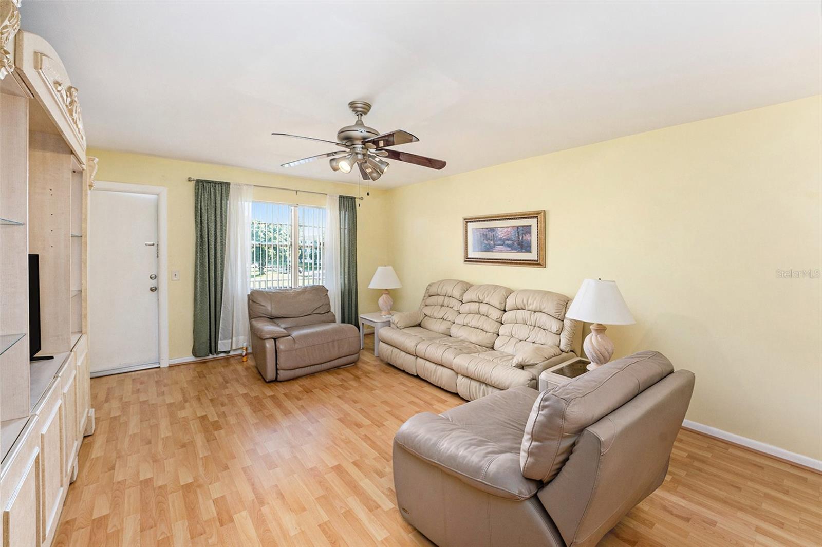 Image 3 of 21 For 1900 59th Avenue N 217