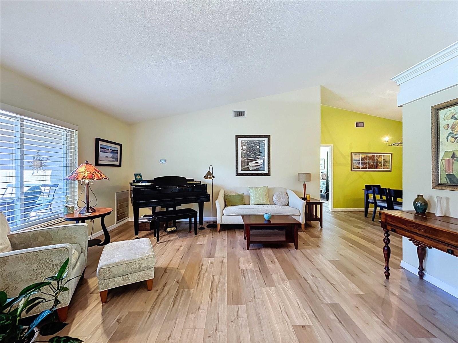 Image 19 of 72 For 4603 Powder Horn Court