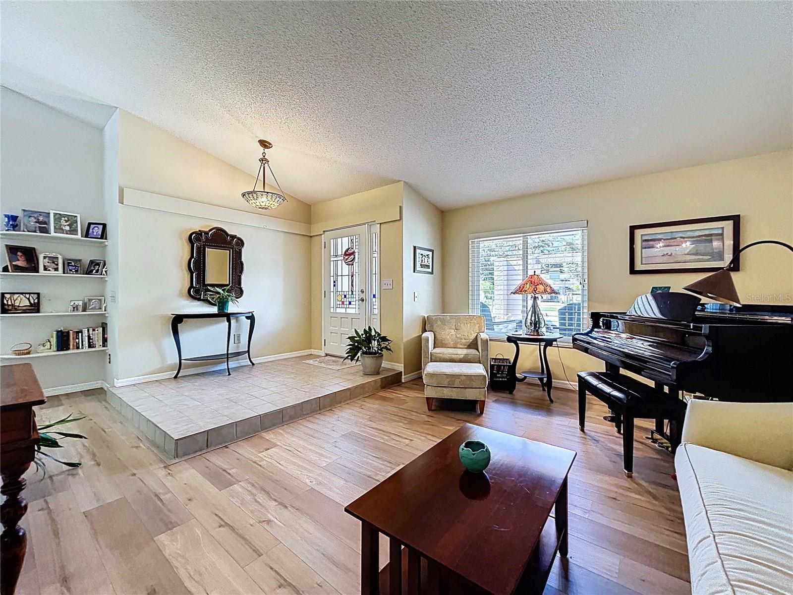 Image 21 of 72 For 4603 Powder Horn Court