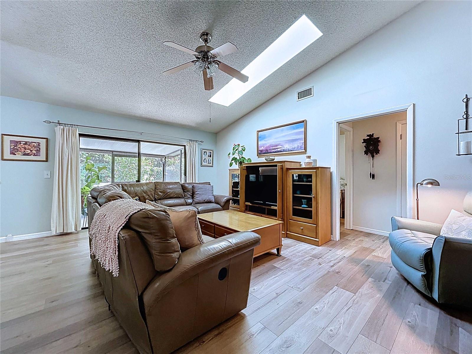 Image 25 of 72 For 4603 Powder Horn Court