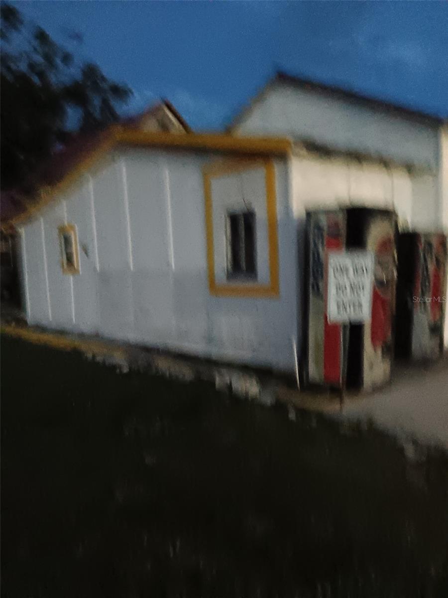 Image 2 of 10 For 403 Mcgee Street Ne