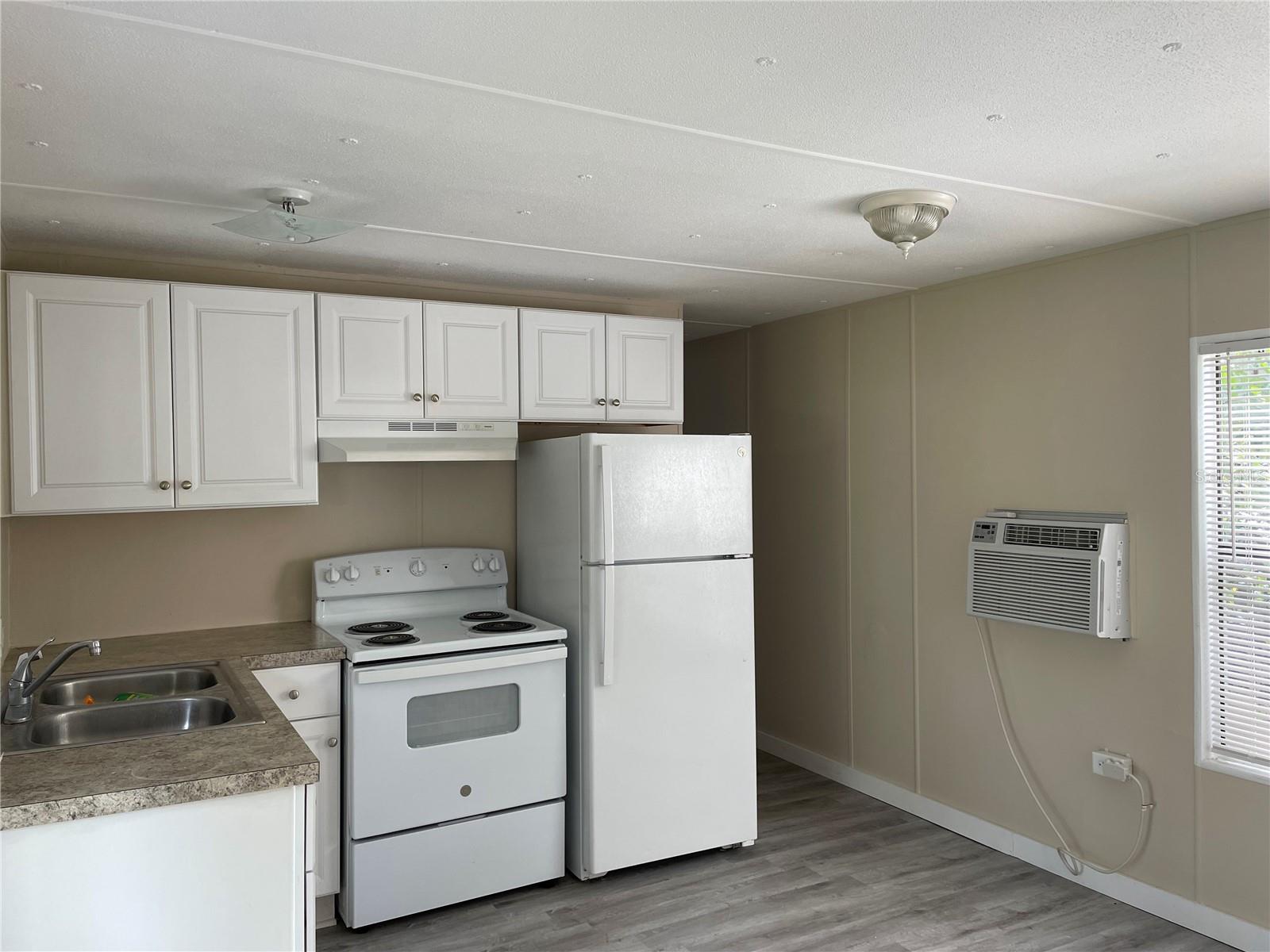 Image 21 of 24 For 15004 113th Avenue