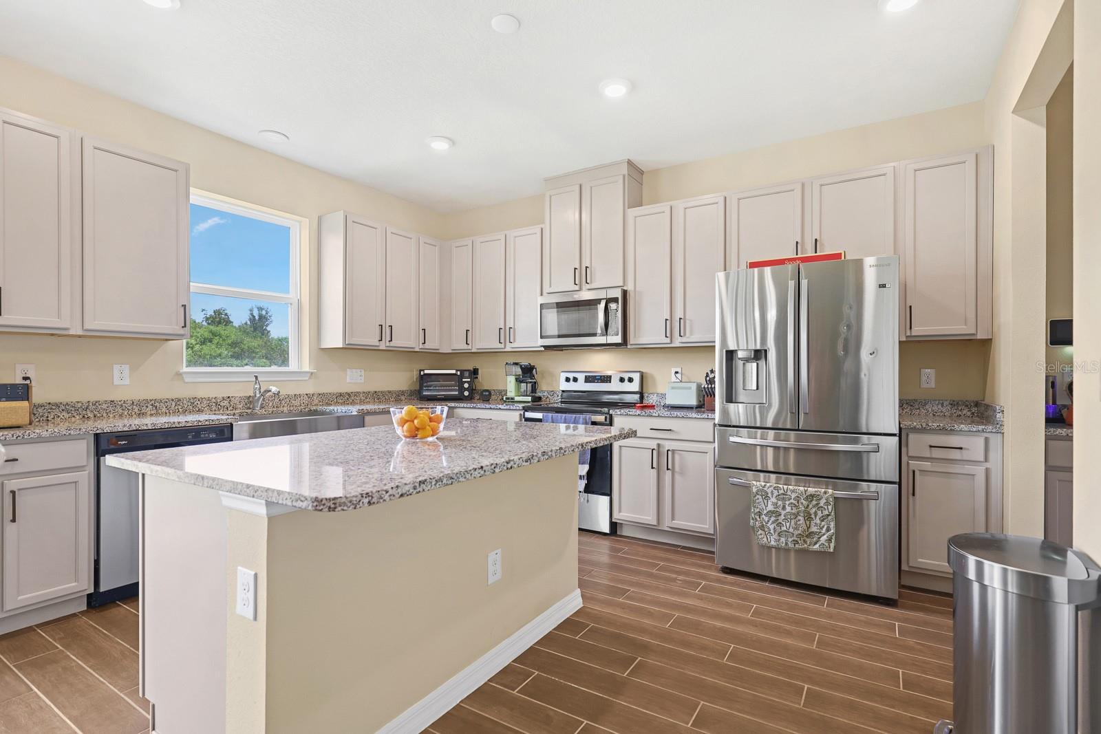 Image 3 of 16 For 13526 Palmera Vista Drive