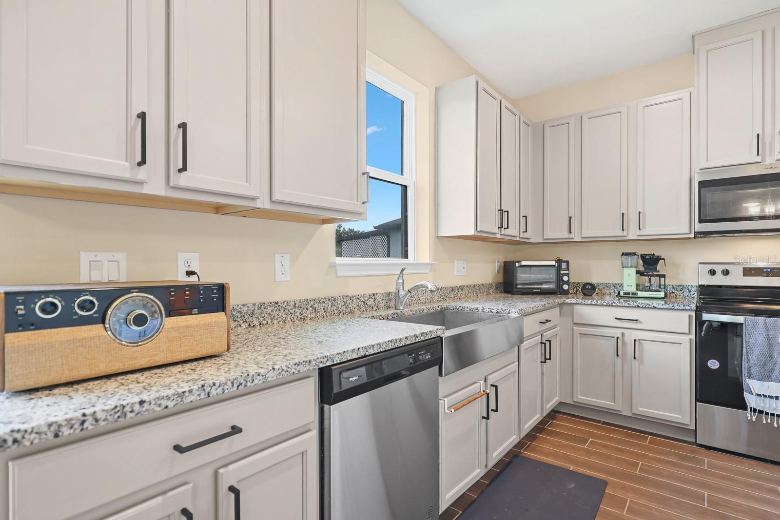Image 5 of 16 For 13526 Palmera Vista Drive