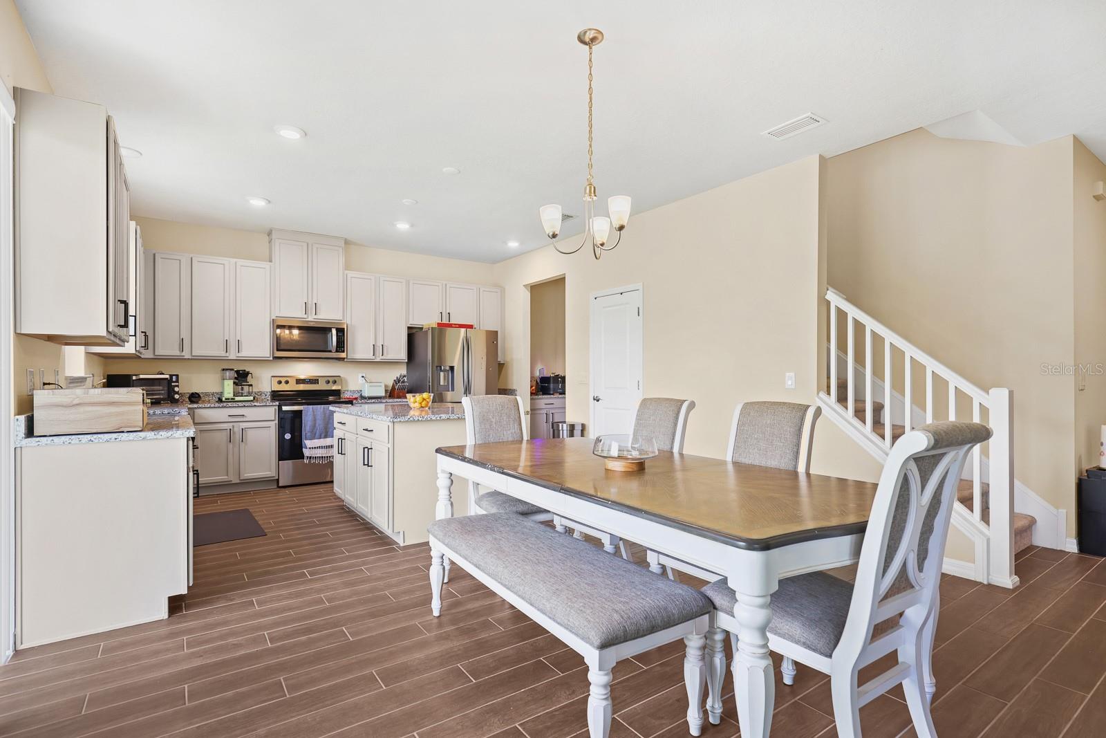 Image 7 of 16 For 13526 Palmera Vista Drive