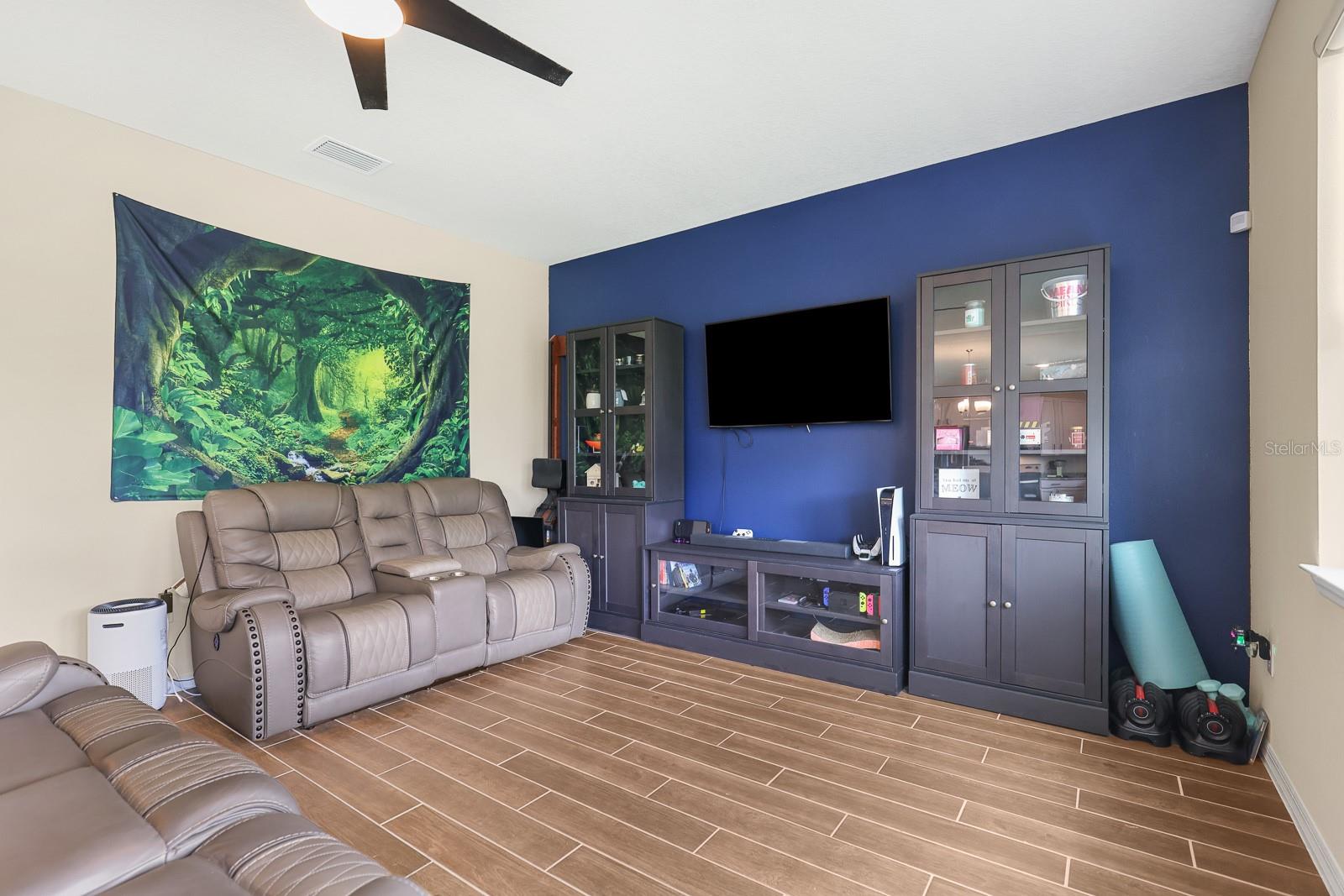 Image 9 of 16 For 13526 Palmera Vista Drive