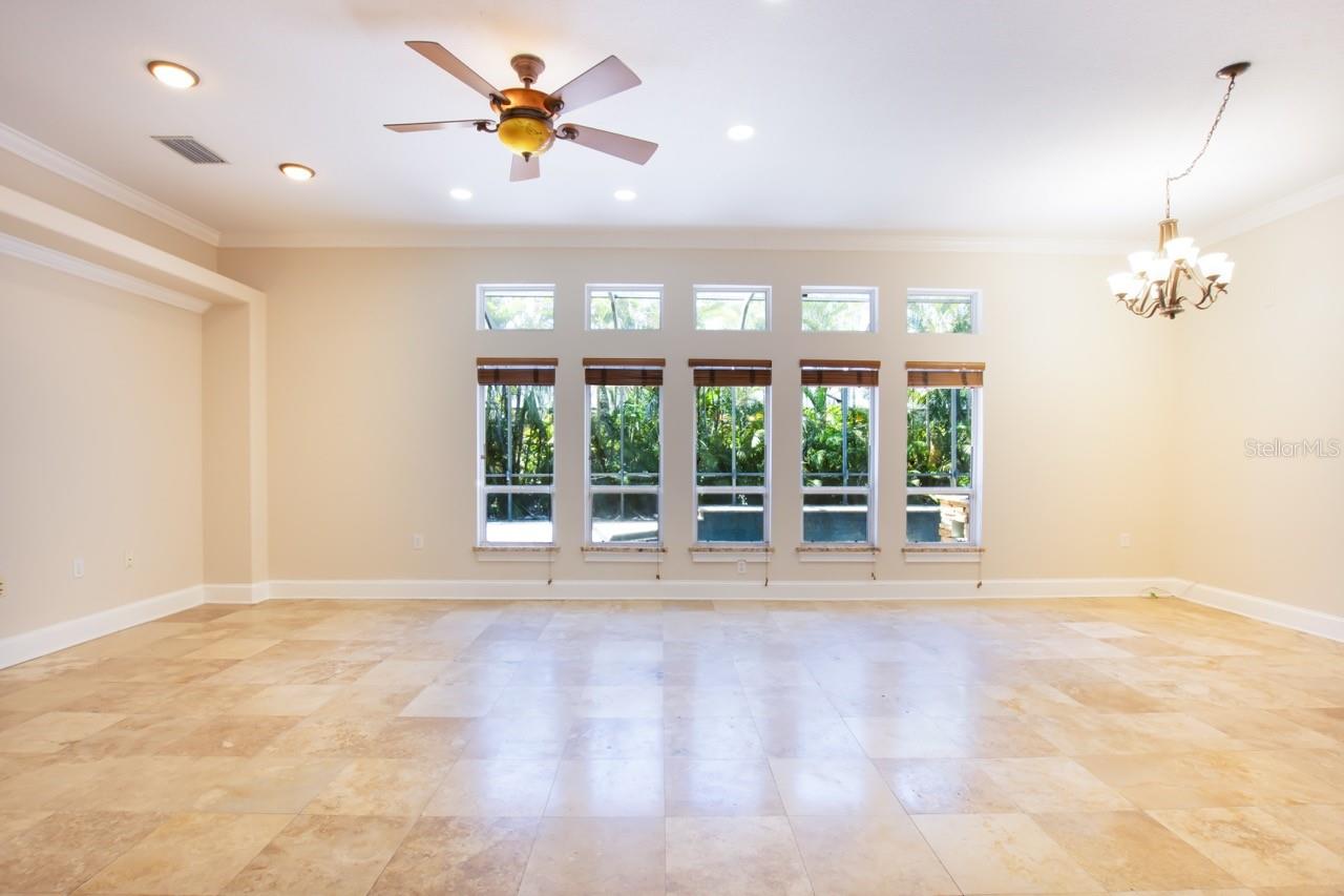 Image 11 of 48 For 3818 Cardenal Avenue