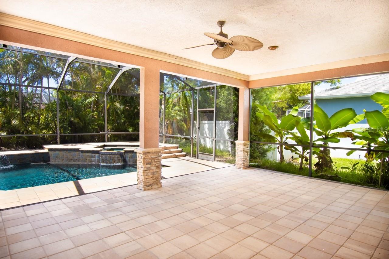 Image 16 of 48 For 3818 Cardenal Avenue