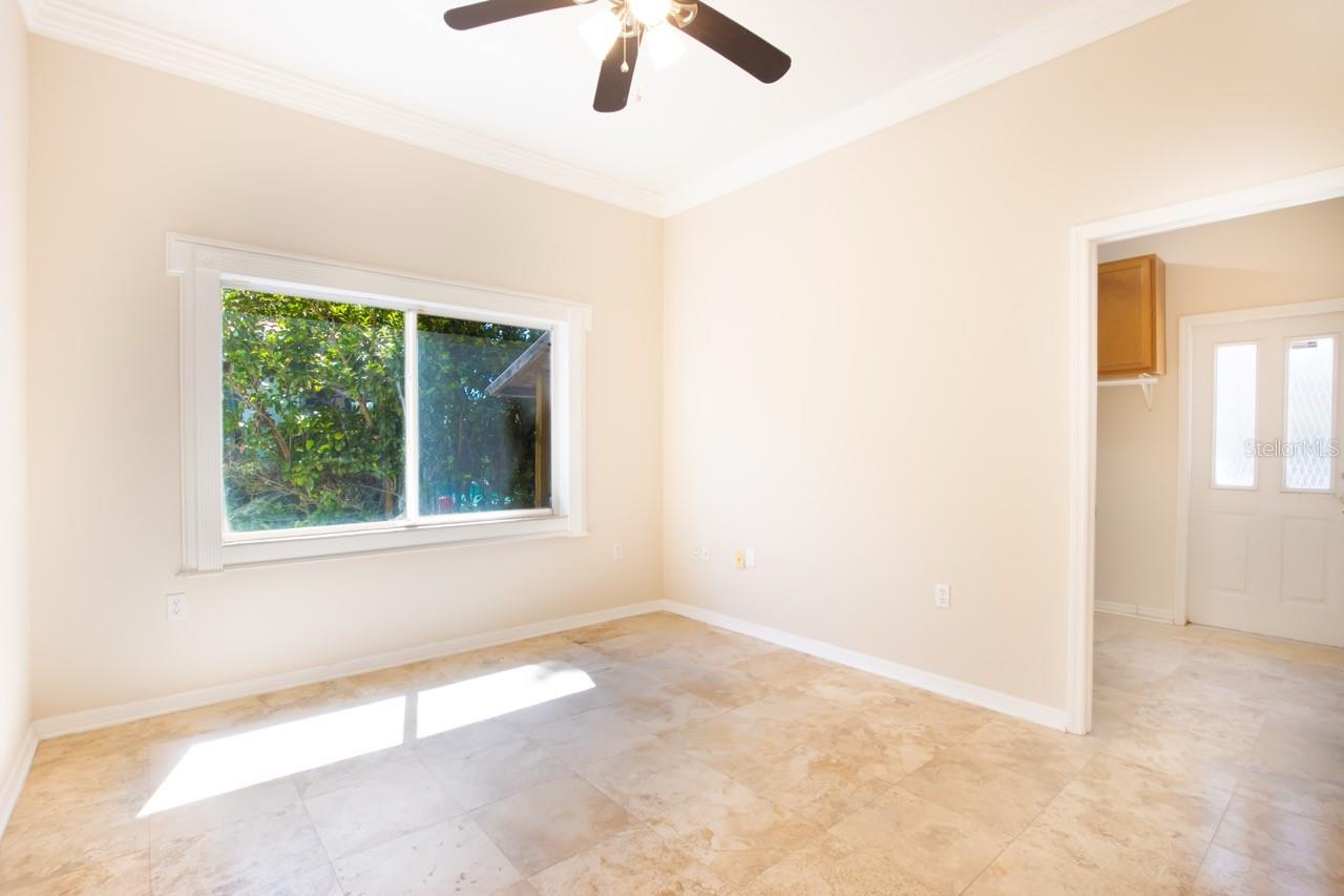 Image 39 of 48 For 3818 Cardenal Avenue