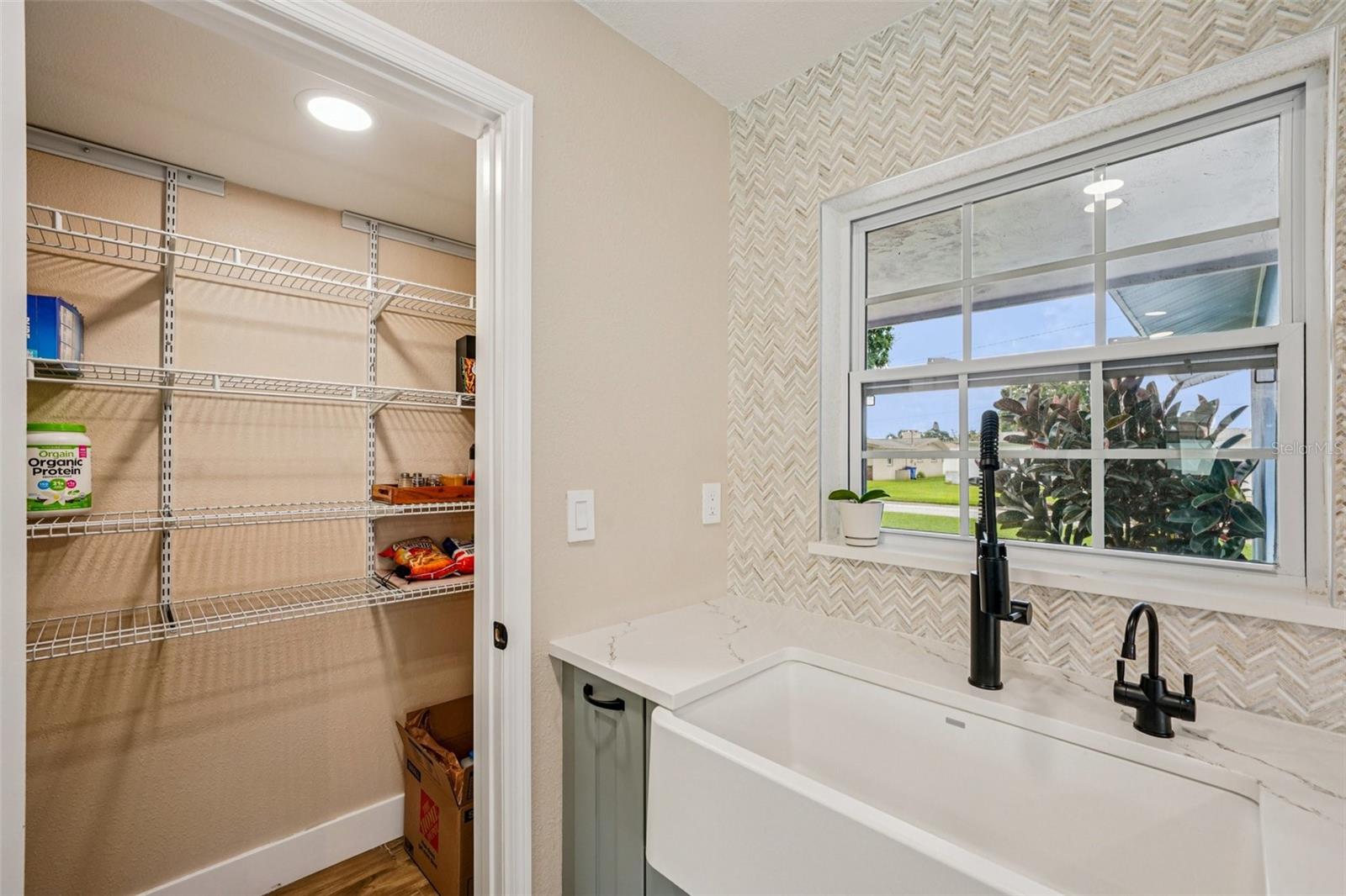 Image 17 of 48 For 6655 12th Terrace N