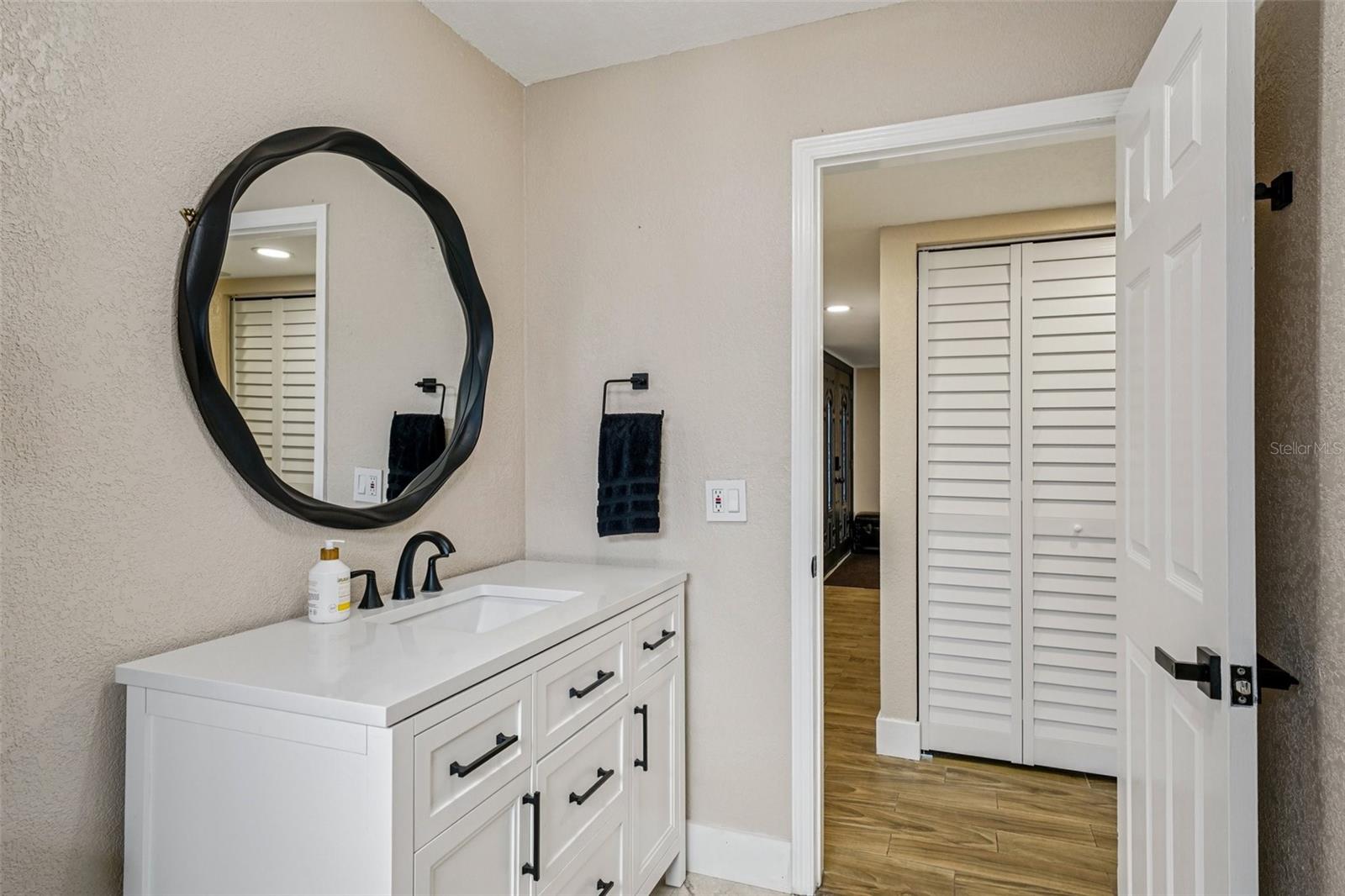 Image 23 of 48 For 6655 12th Terrace N