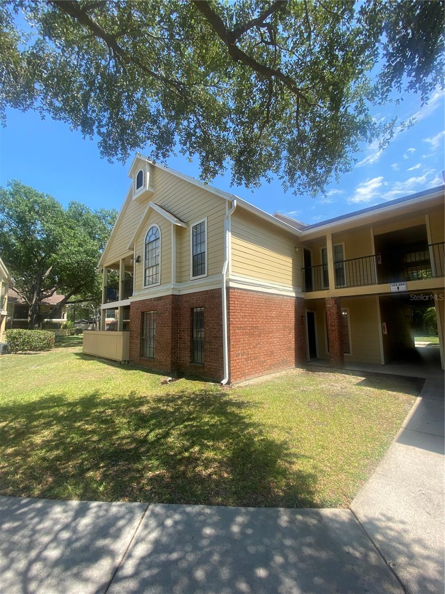 Image 21 of 21 For 8724 Mallard Reserve Drive 102