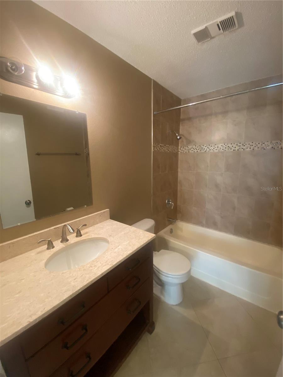 Image 8 of 21 For 8724 Mallard Reserve Drive 102