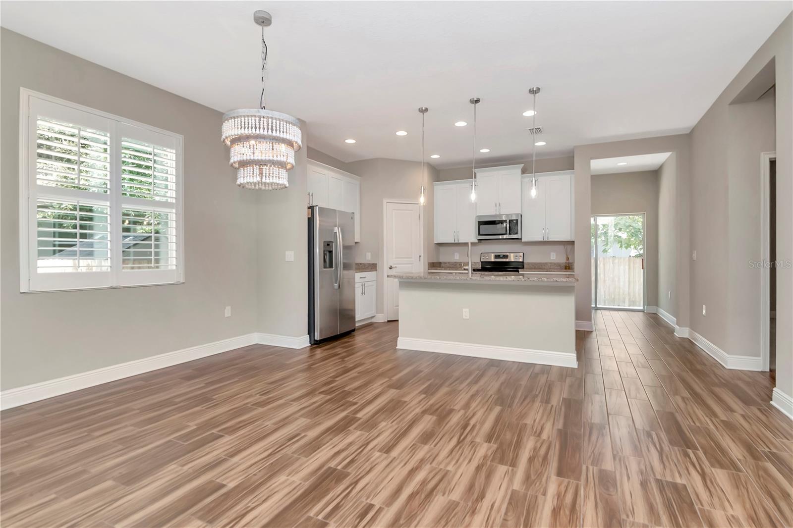 Image 14 of 47 For 209 Hamilton Avenue