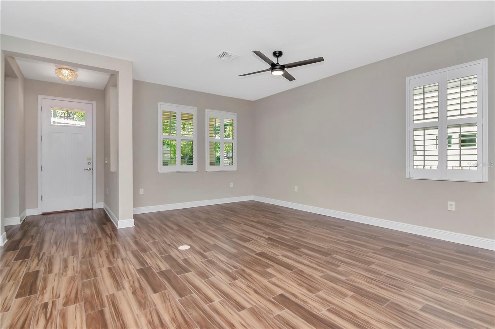 Image 7 of 47 For 209 Hamilton Avenue