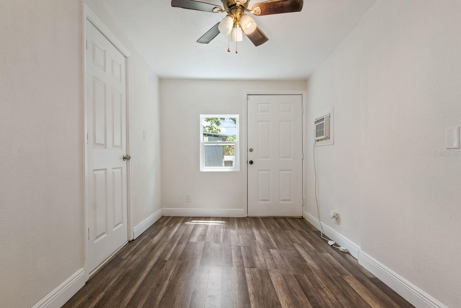 Image 14 of 32 For 4978 71st Street N