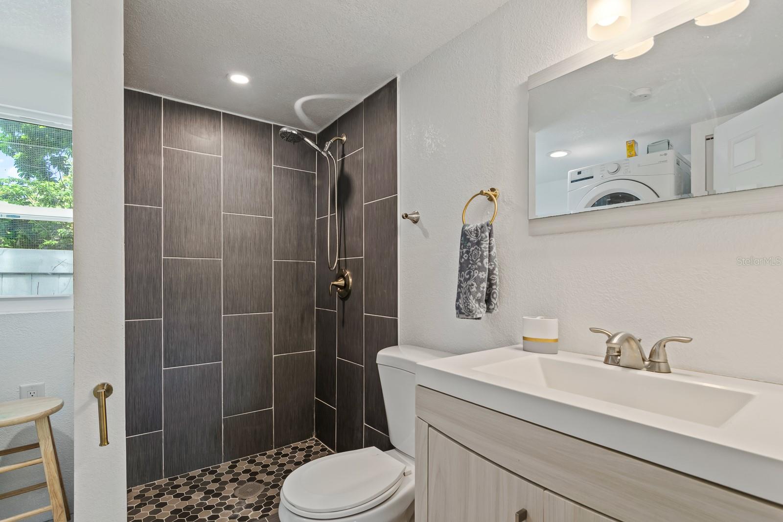 Image 15 of 32 For 4978 71st Street N